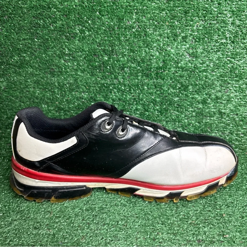 Oakley Golf Shoes Men's Size 11.5 White Black Leather Vintage - Rare - Sample